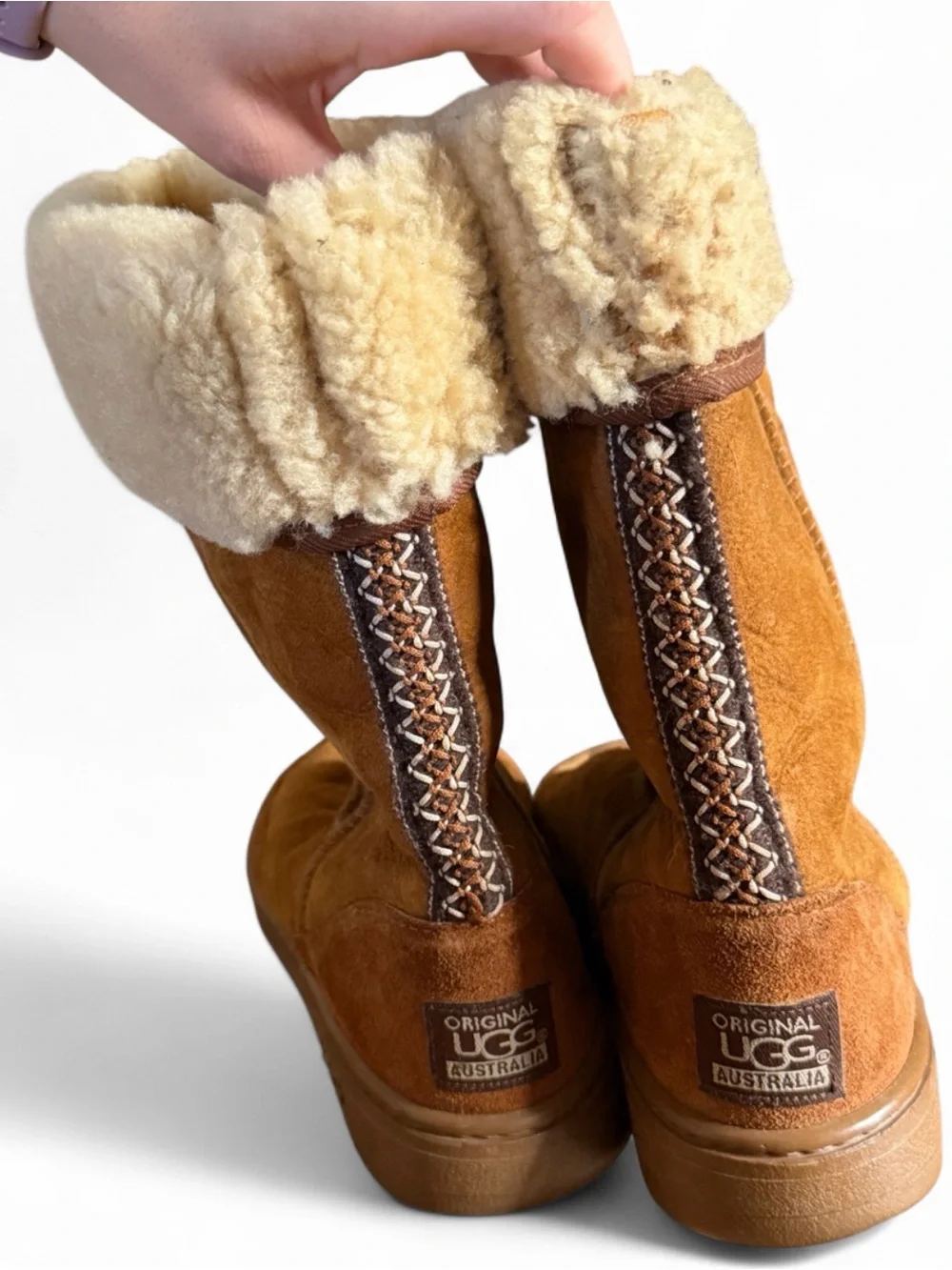 Original UGG Australia Classic Tall Sheepskin Boots Chestnut Women’s 8 Men’s 7